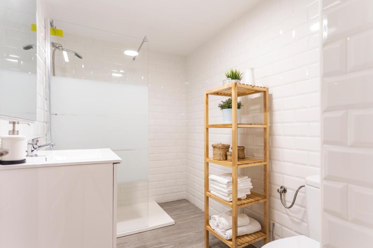 -malagasunapts- Premium Centre Freeparking Apartament
